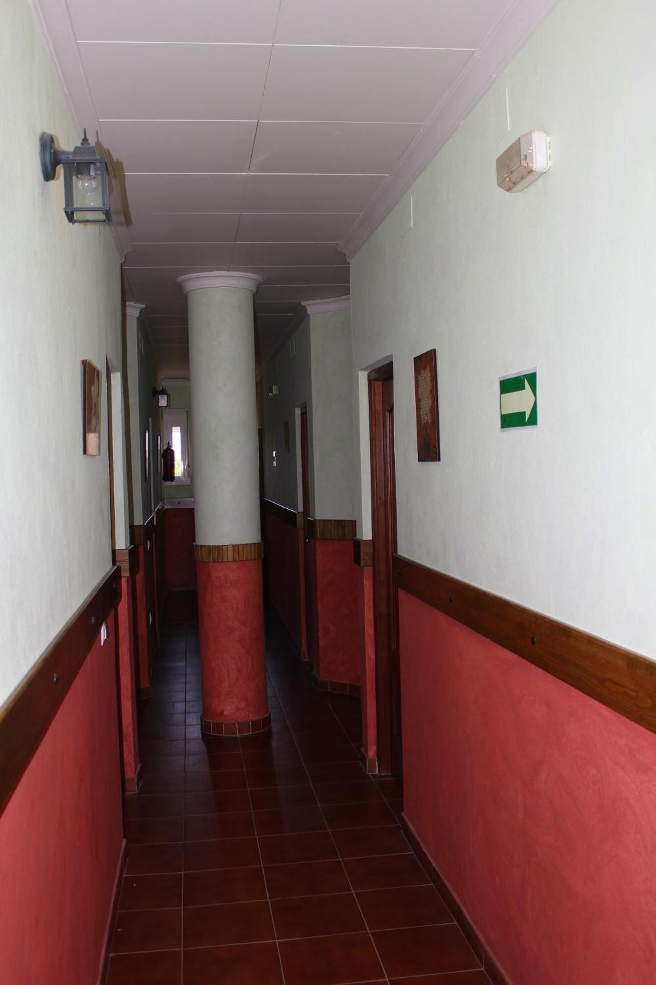 Hostal Cafeteria El Mero Zahora Exterior foto
